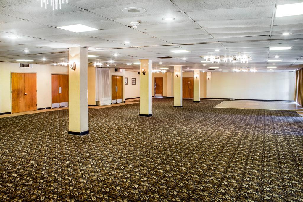Rodeway Inn & Conference Center 苏城 外观 照片