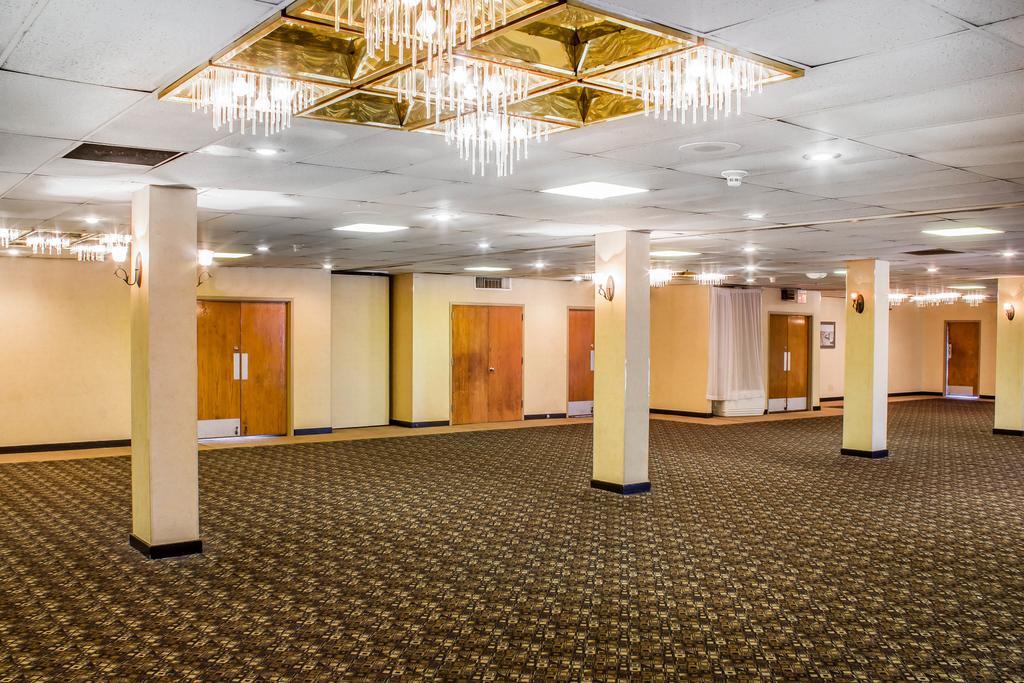Rodeway Inn & Conference Center 苏城 外观 照片